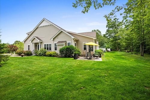 14-14 Primmett Ln, Worcester, MA, 01609-4409 | Card Image