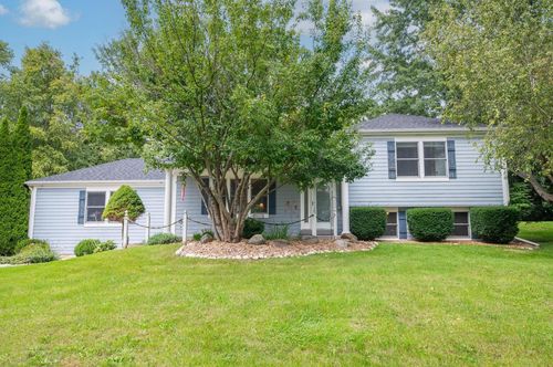 N51W27864 N Courtland Circle, LISBON, WI, 53072 | Card Image