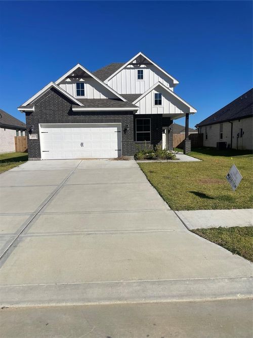 322 Little Spring Ct, Anahuac, TX, 77514-0049 | Card Image