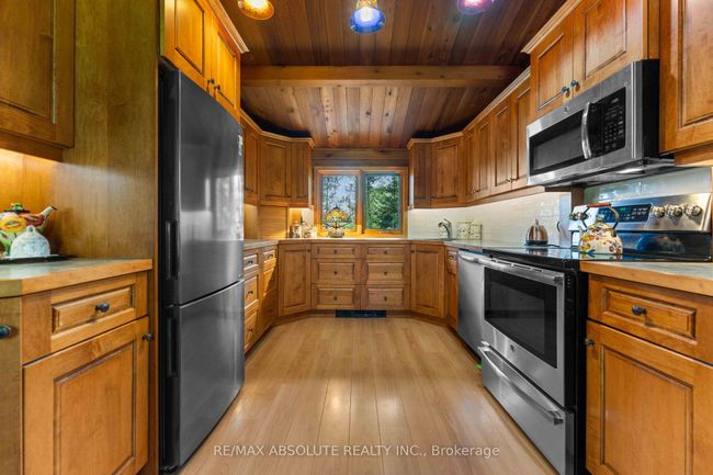 1384 C Centennial Lake Rd, House other with 3 bedrooms, 2 bathrooms and 3 parking in Calabogie ON | Image 11