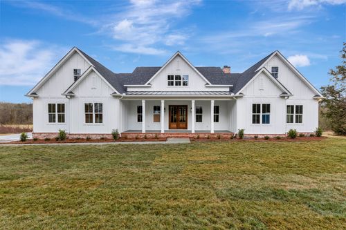 7483 Liberty Rd, Fairview, TN, 37062-8320 | Card Image