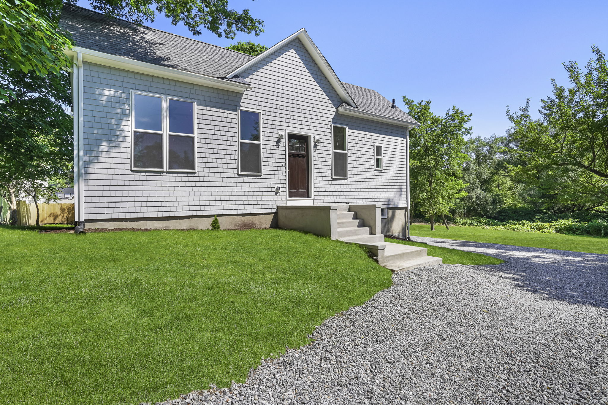 Bradford St, Fairfield, CT 06825