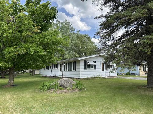 822 Bel Ric Drive, Kewaskum, WI, 53040 | Card Image