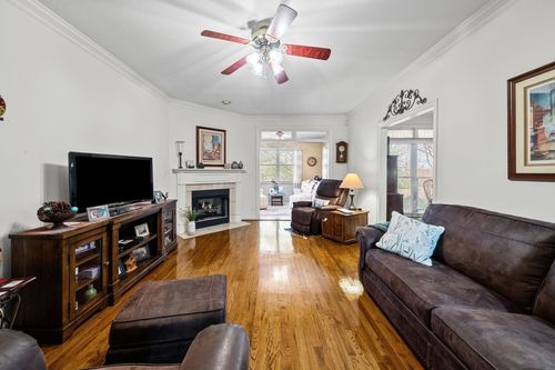 5 Abby Lynn Cir, Clarksville, TN, 37043-4066 | Card Image