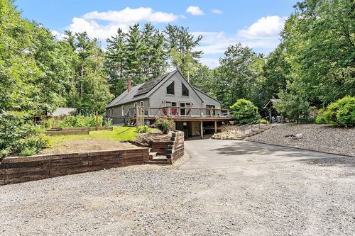 737 New West Townsend Rd, Lunenburg, MA, 01462-1025 | Card Image