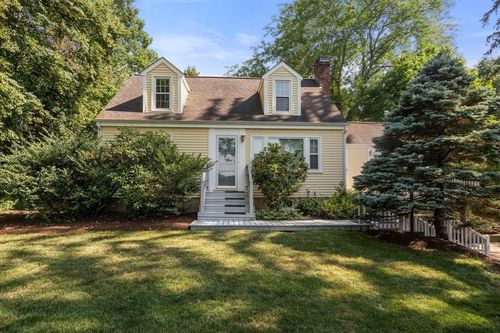 167 Glezen Ln, Wayland, MA, 01778-1508 | Card Image
