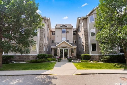 105-4525 Marigold Dr, Regina, SK, S4X4S7 | Card Image