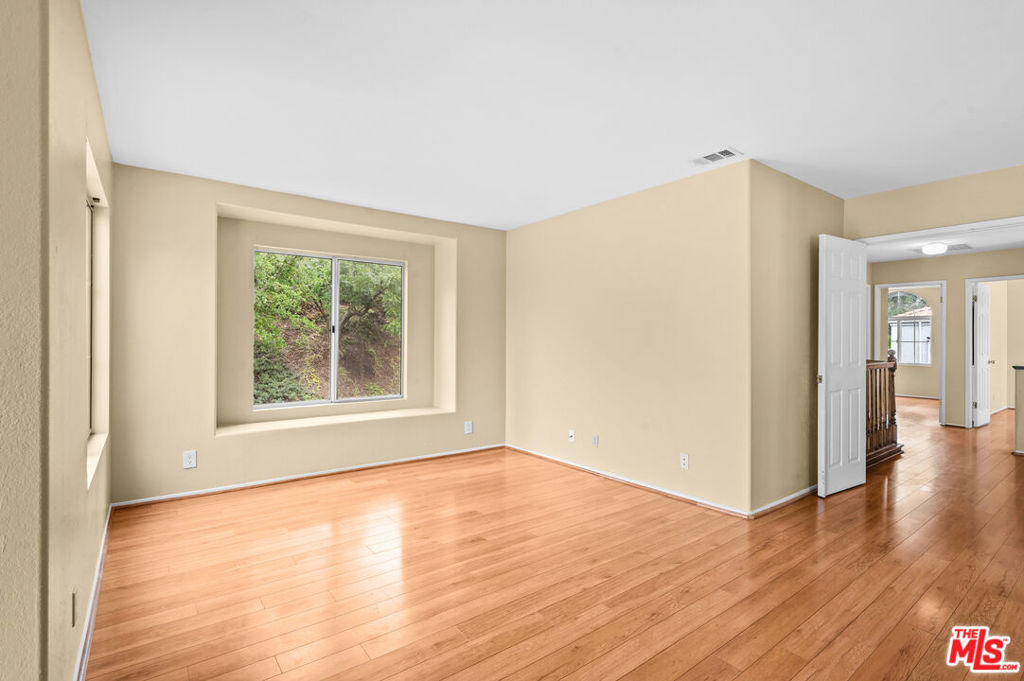Residential Lease in Santa Clarita 2