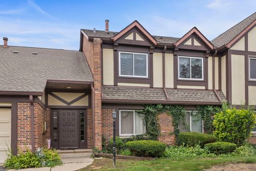 d-407 Ramblewood Dr, Glen Ellyn, IL, 60137-6648 | Card Image