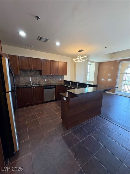 627-2405 W Serene Ave, Las Vegas, NV, 89123-6560 | Card Image