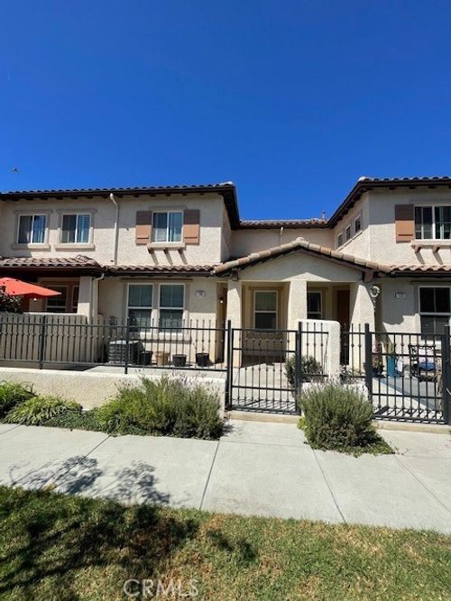 156 Via Katrina, Newbury Park, CA, 91320-7020 | Card Image