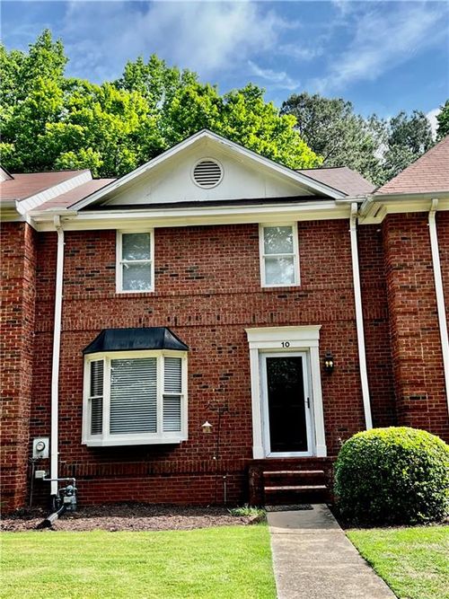 10 Huntington Place Dr, Atlanta, GA, 30350-1811 | Card Image