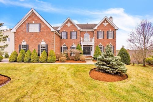 45 Endean Dr, East Walpole, MA, 02032-1060 | Card Image