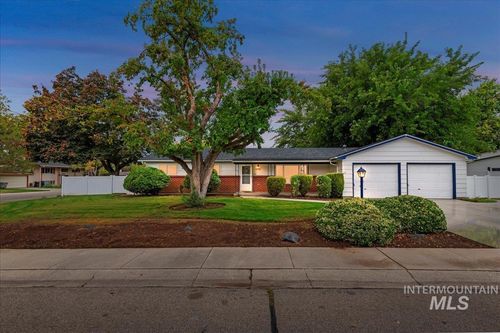 4701 N Sorrento Dr, Boise, ID, 83704-3052 | Card Image