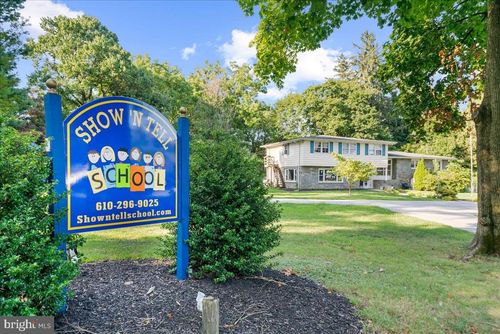 38 E Circular Ave, Paoli, PA, 19301-1410 | Card Image