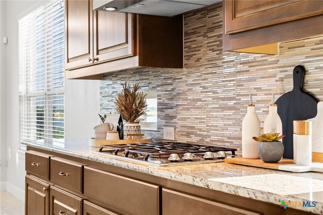 Kitchen | Image 11