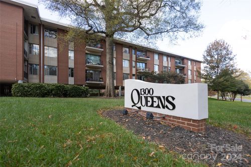 405-1300 Queens Road, Charlotte, NC, 28207 | Card Image