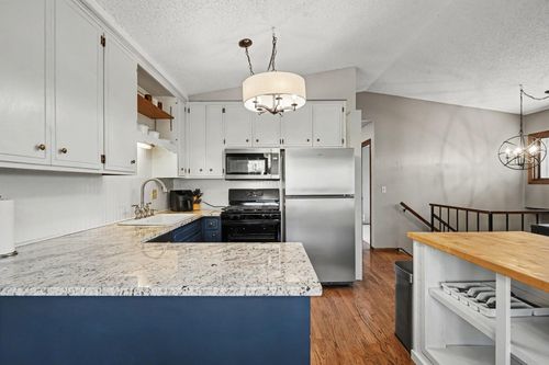 2630 Aspen Ct, White Bear Lake, MN, 55110-5625 | Card Image