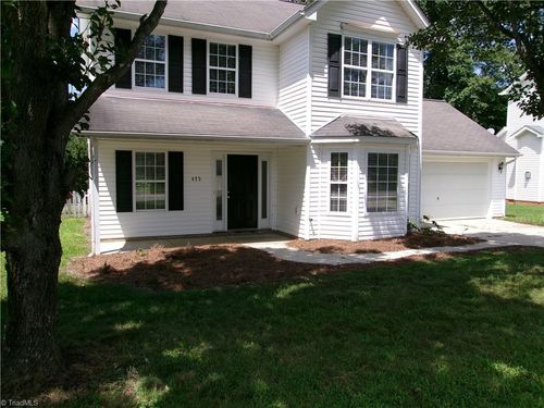 425 Rockbridge Dr, Kernersville, NC, 27284-6834 | Card Image