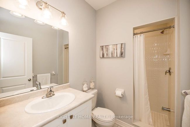 113 Fruitvale Cir, House attached with 3 bedrooms, 3 bathrooms and 2 parking in Brampton ON | Image 19