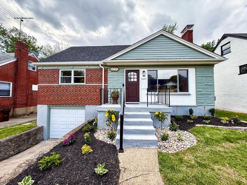 3645 Edgebrook Dr, Cincinnati, OH, 45248-3116 | Card Image