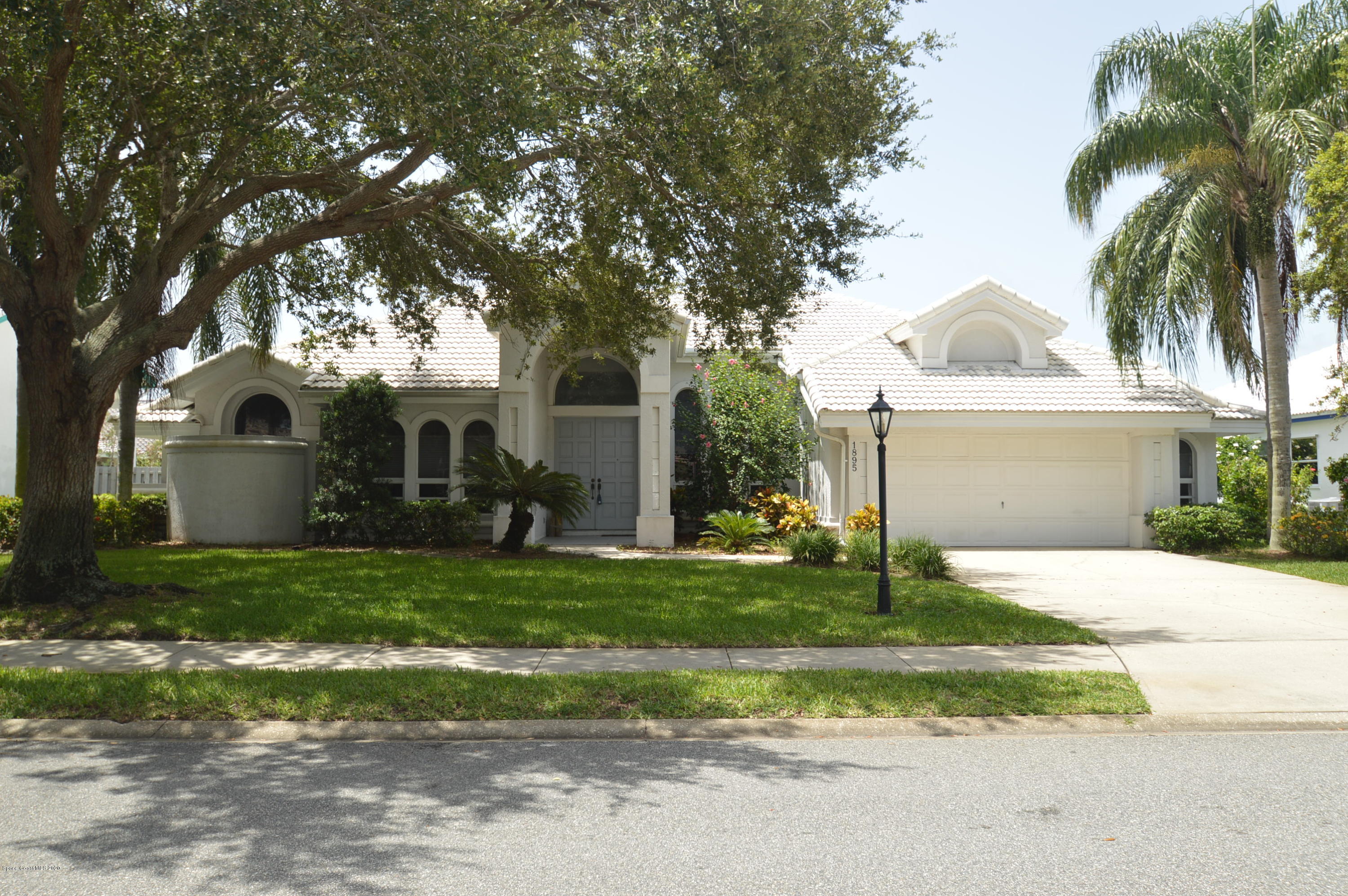 1895 Canterbury Drive, Sold in Indialantic Zoocasa