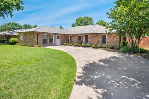 821 Sandpiper Dr, Denton, TX, 76205-8019 | Card Image