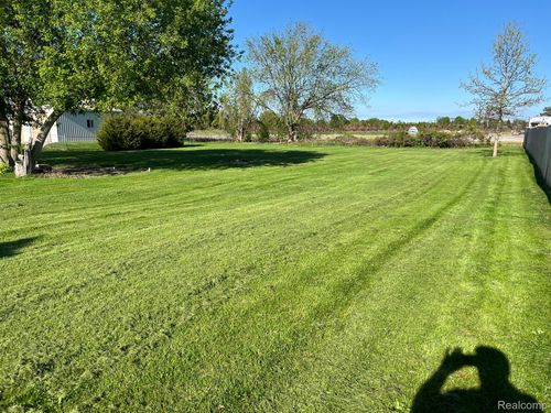 1680 Se Boutell Rd, Essexville, MI, 48732-1562 | Card Image