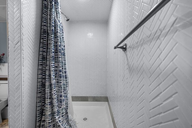 6 Garden St, House other with 3 bedrooms, 2 bathrooms and 3 parking in Woburn MA | Image 24
