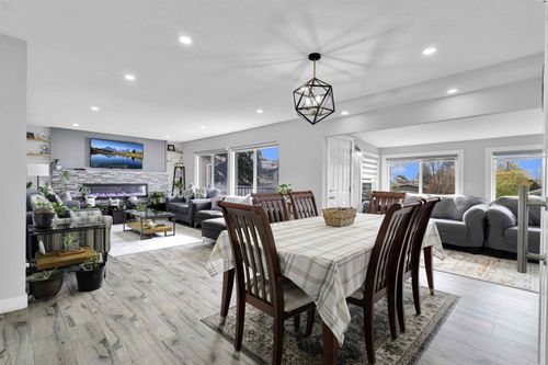 14704 16a Ave, Surrey, BC, V4A5M7 | Card Image