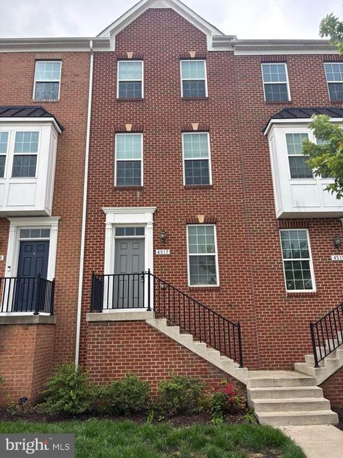 4517 Foster Ave, BALTIMORE, MD, 21224-3699 | Card Image