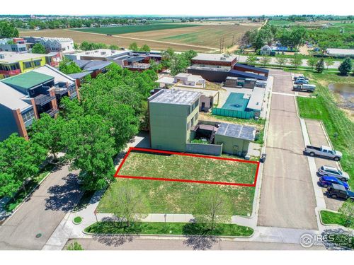 1105 Neon Forest Cir, Longmont, CO, 80504-7028 | Card Image