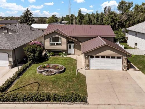 {{alt}} | Card Image