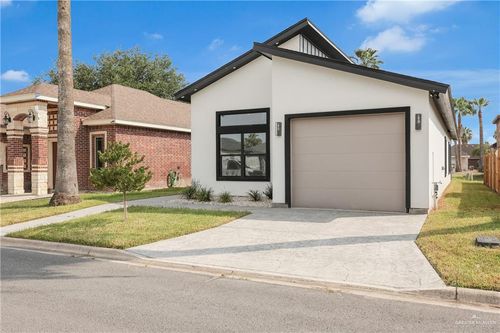 2109 Mauve Dr, Mission, TX, 78572-7747 | Card Image