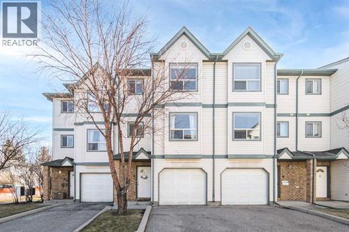 106 Anderson Grove Sw, Calgary, AB, T2W6H7 | Card Image
