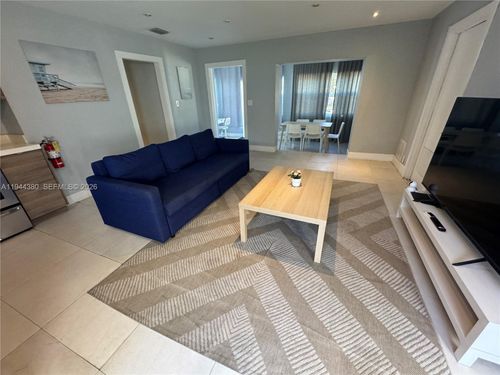 825 N 26th Ave, Hollywood, FL, 33020-3808 | Card Image