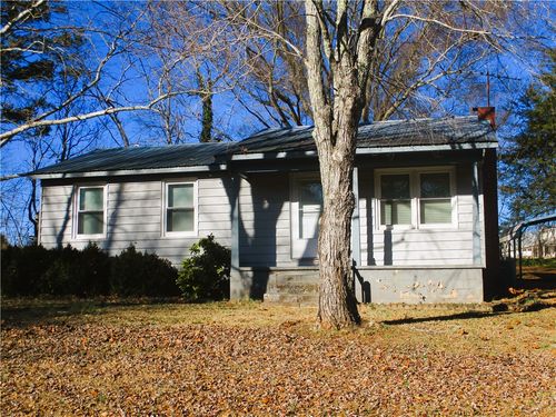 417 Welborn Rd, West Union, SC, 29696-3231 | Card Image