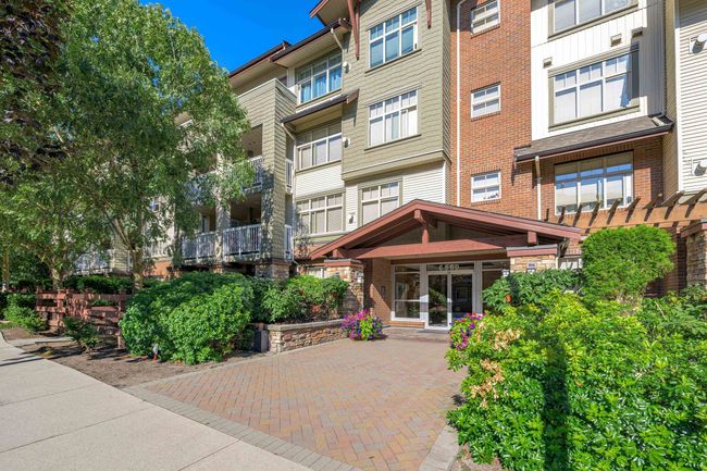 110 - 6500 194 Street, Condo with 2 bedrooms, 2 bathrooms and 2 parking in Surrey BC | Image 37