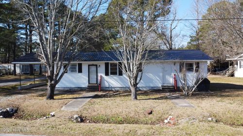 719 Washington St, Belhaven, NC, 27810-1393 | Card Image