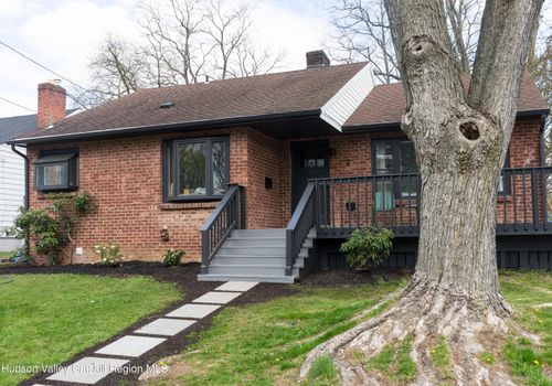 2 Florence St, Kingston, NY, 12401-3016 | Card Image