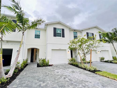 6939-6939 Harbours Edge Ave, Lake Worth, FL, 33467-8607 | Card Image