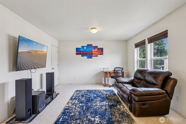 29709 217 Th Pl Se, House other with 3 bedrooms, 3 bathrooms and 2 parking in Kent WA | Image 18