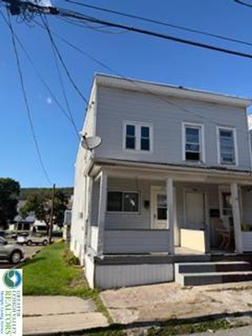 347 W Bertsch St, Lansford, PA, 18232-1808 | Card Image