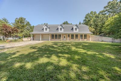 17999 Dover Road, House other with 4 bedrooms, 2 bathrooms and null parking in Lebanon MO | Image 1