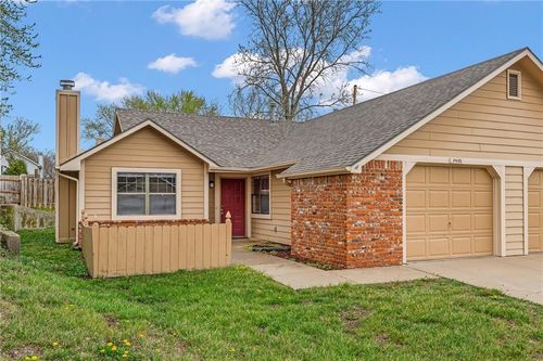3902 Willshire Drive, Lawrence, KS, 66049 | Card Image