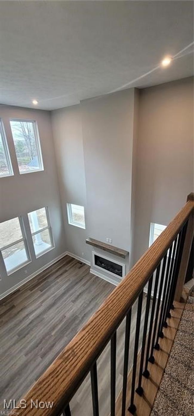 9145 Ledge View Ter, Townhouse with 3 bedrooms, 3 bathrooms and null parking in Broadview Heights OH | Image 6