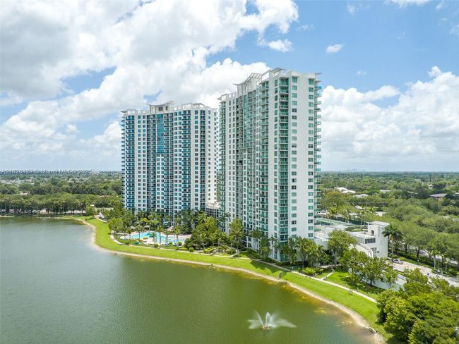 APT-1603N - 2641 N Flamingo Rd, Condo with 2 bedrooms, 2 bathrooms and null parking in Sunrise FL | Image 24