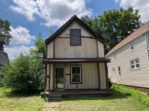 210 Read St, Evansville, IN, 47710-1351 | Card Image