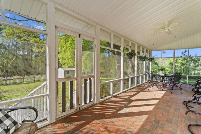 Screen porch | Image 36