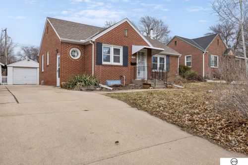 3464 Orchard St, Lincoln, NE, 68503-2046 | Card Image